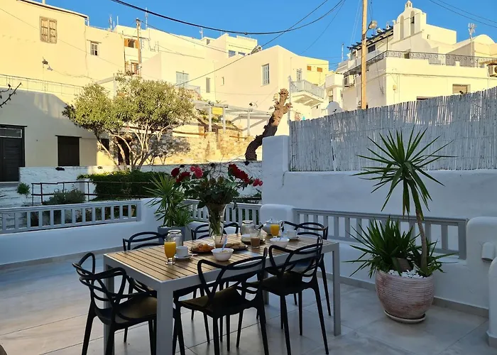 Manda Old Town * Naxos City